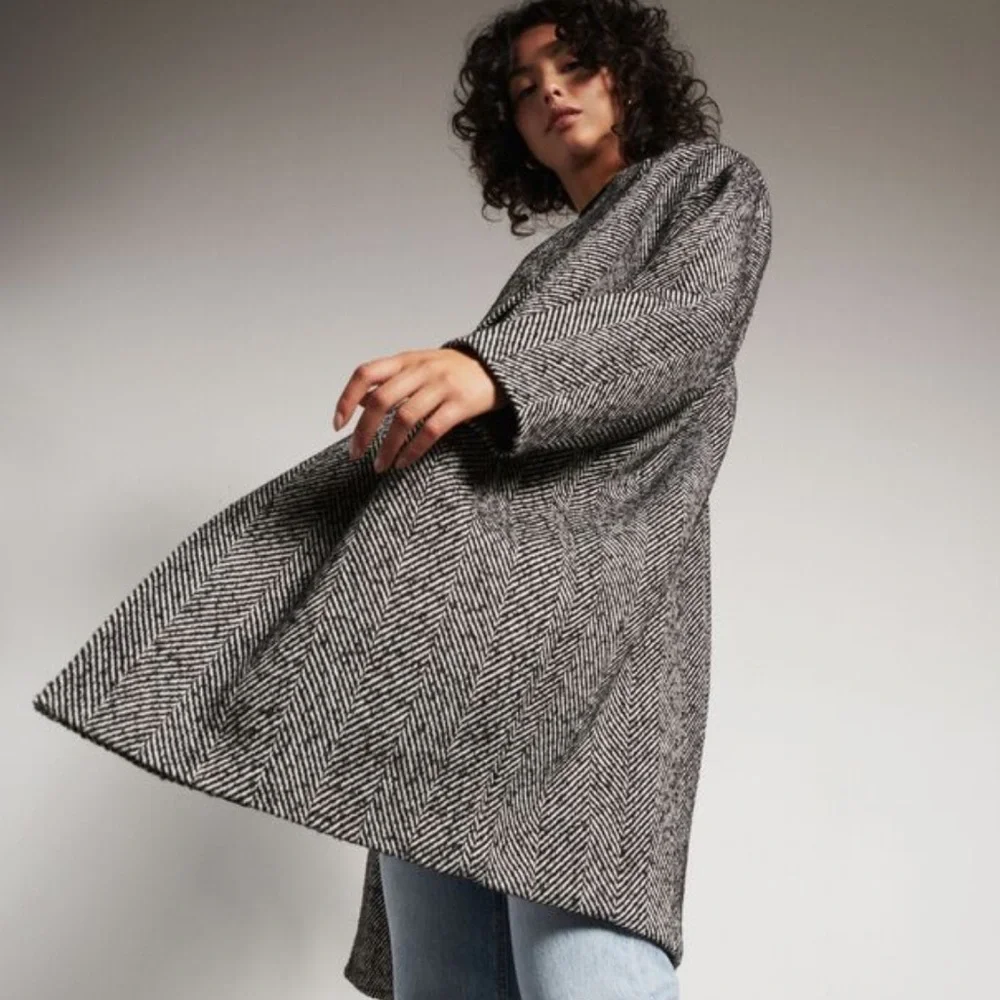 Dynamite coat size Small - Picture 3 of 5